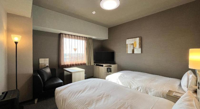 Hotel Route Inn Miyakonojō 外观 照片